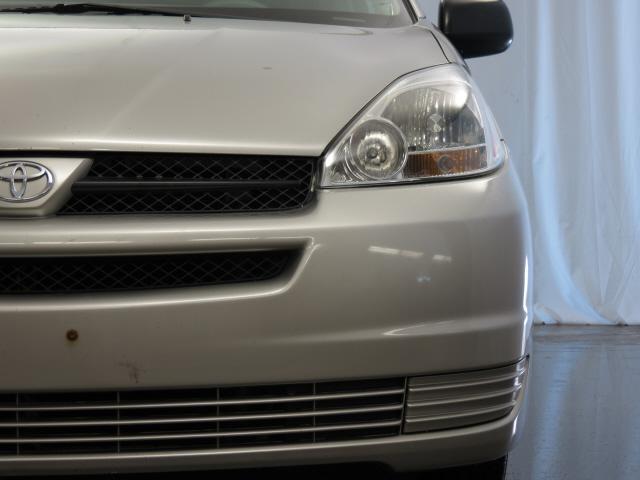 Toyota Sienna 2005 photo 4