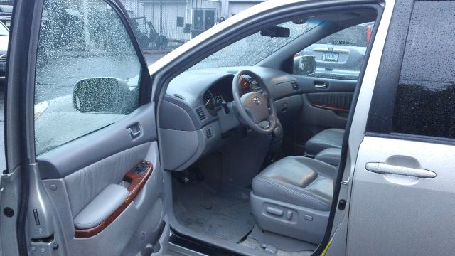 Toyota Sienna 2005 photo 29