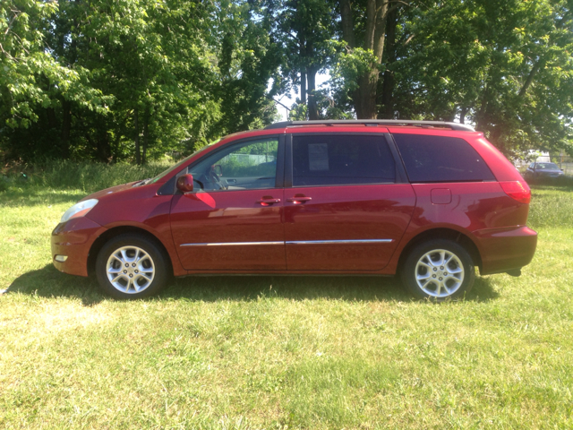 Toyota Sienna 2006 photo 4