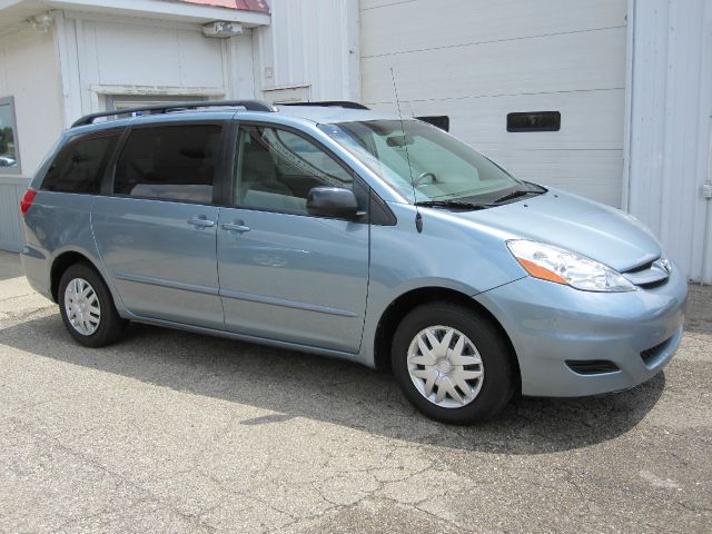 Toyota Sienna 2006 photo 4