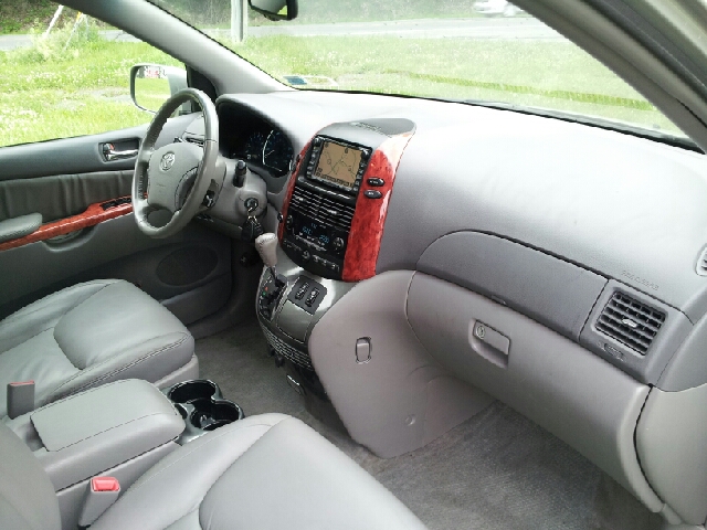 Toyota Sienna 2006 photo 39