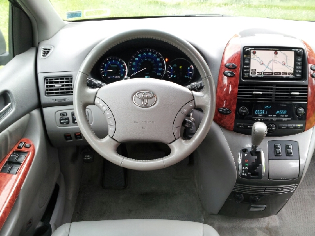 Toyota Sienna 2006 photo 50