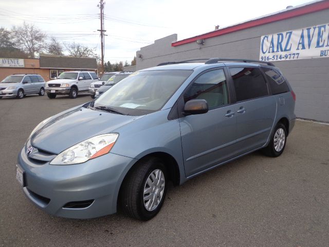 Toyota Sienna 2006 photo 3