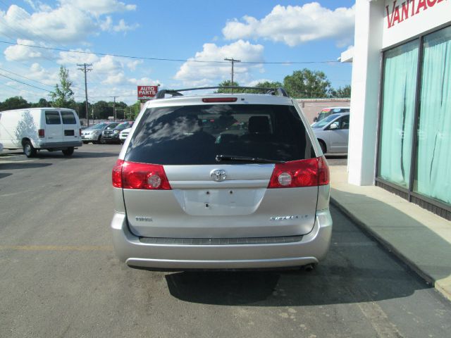 Toyota Sienna 35TH Anniversary AWD MiniVan