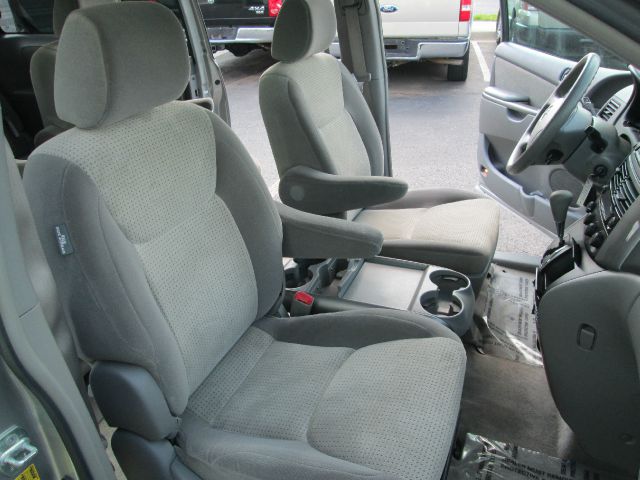 Toyota Sienna 2006 photo 9