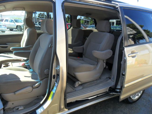 Toyota Sienna XLT 4.6L 4WD MiniVan