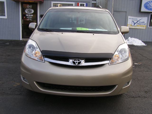 Toyota Sienna 2006 photo 0