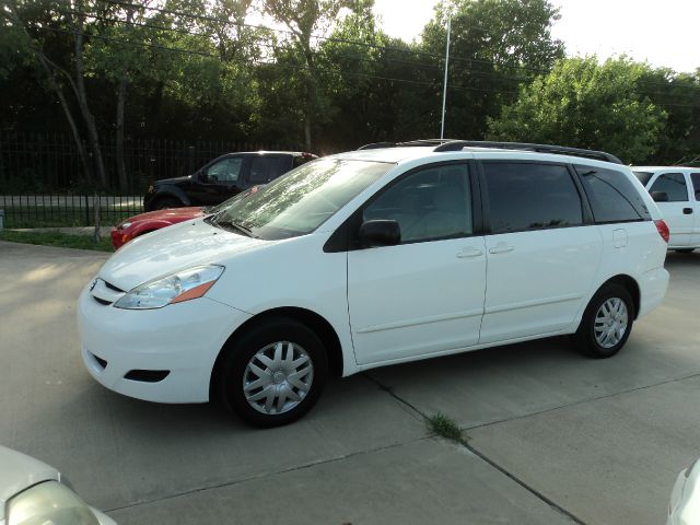 Toyota Sienna 2006 photo 3