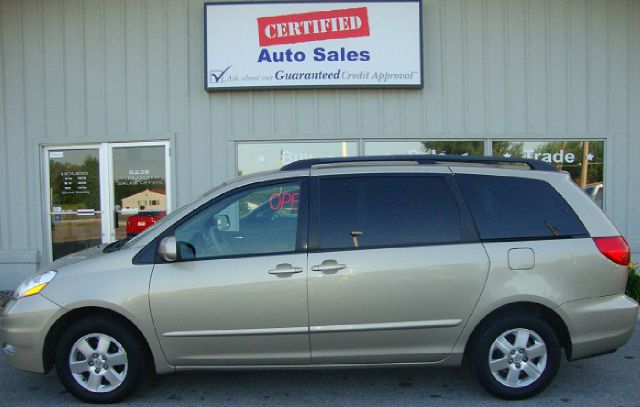 Toyota Sienna 2006 photo 3