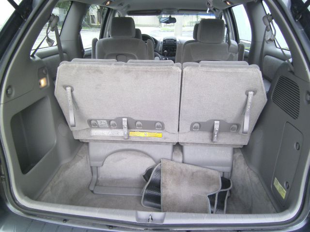 Toyota Sienna 2006 photo 12