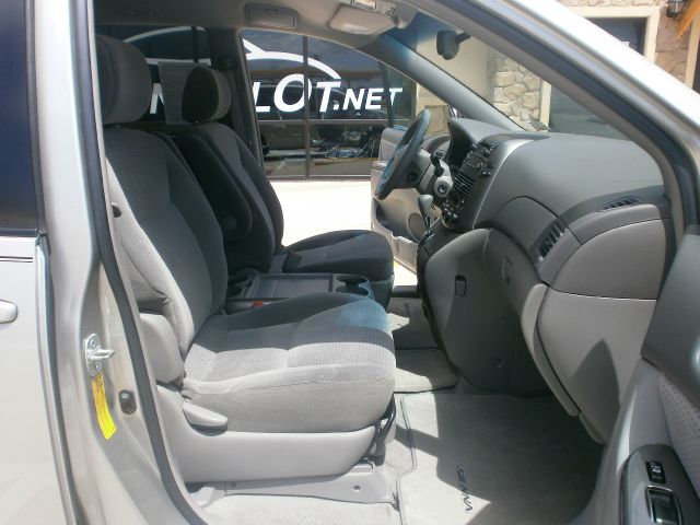 Toyota Sienna 2006 photo 1