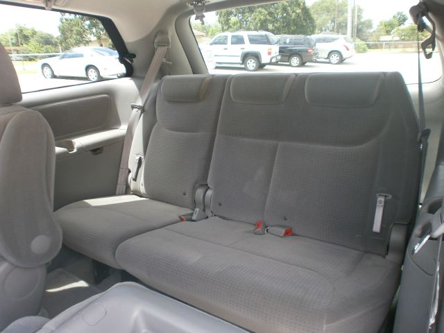 Toyota Sienna 2006 photo 3