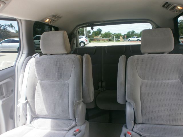 Toyota Sienna 2006 photo 30