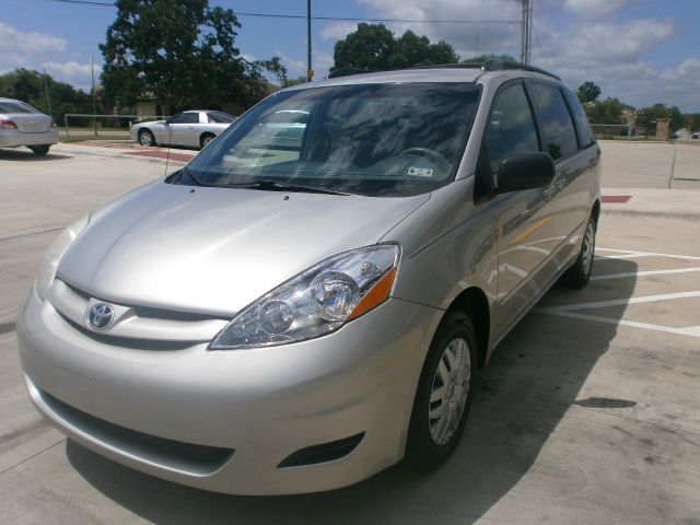 Toyota Sienna 2006 photo 5