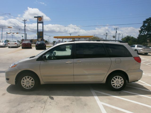 Toyota Sienna 2006 photo 7