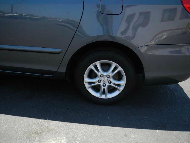 Toyota Sienna 2006 photo 3