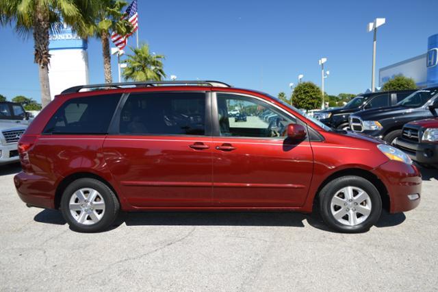 Toyota Sienna 2006 photo 3