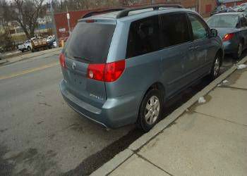 Toyota Sienna 2006 photo 4