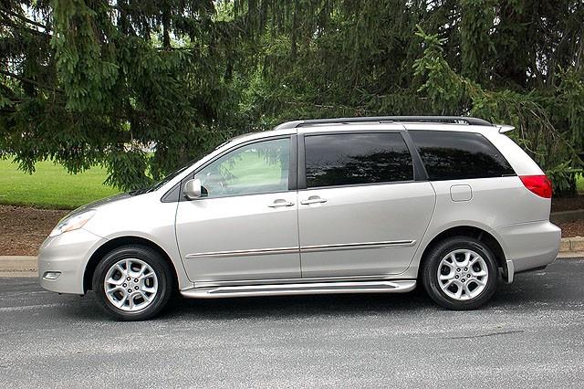 Toyota Sienna 2006 photo 3