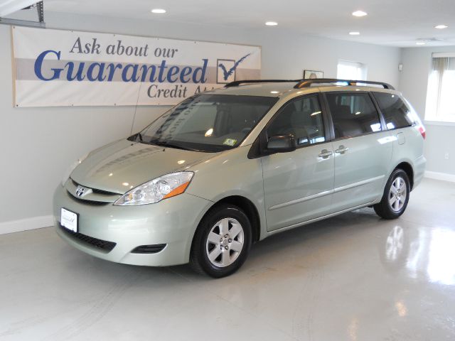 Toyota Sienna 2006 photo 3