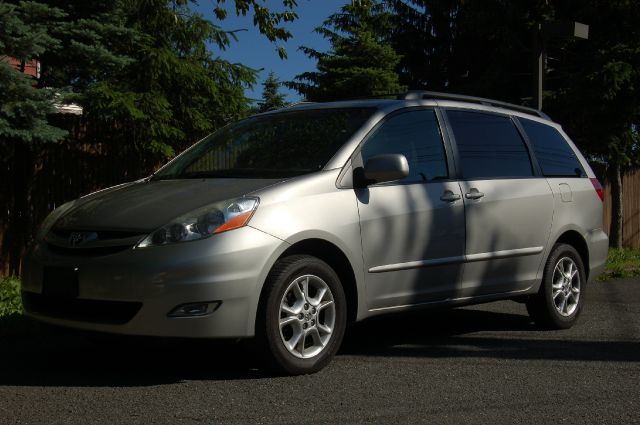 Toyota Sienna 2006 photo 10