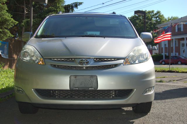 Toyota Sienna 2006 photo 13