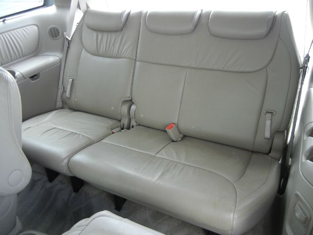 Toyota Sienna 2006 photo 23