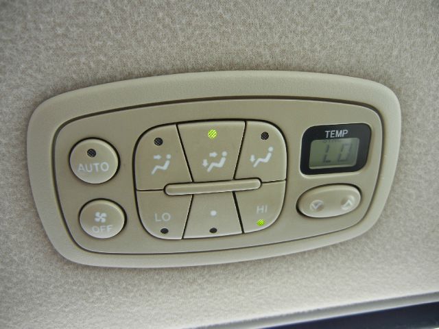 Toyota Sienna 2006 photo 25