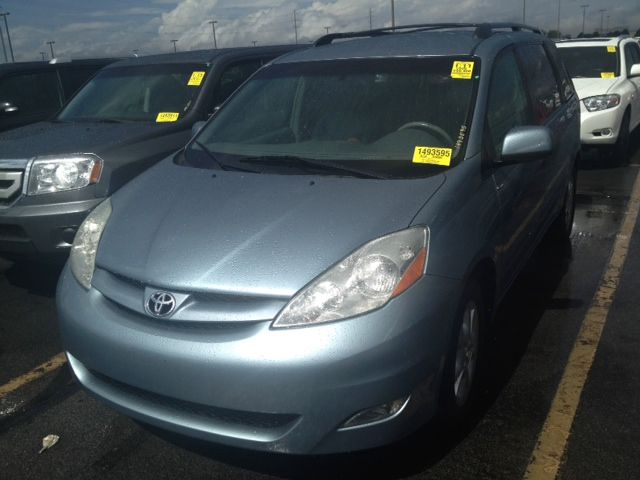 Toyota Sienna 2006 photo 7