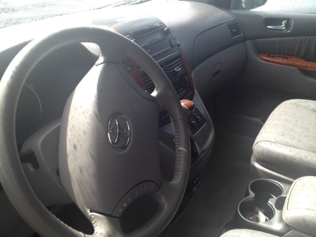 Toyota Sienna 2006 photo 8