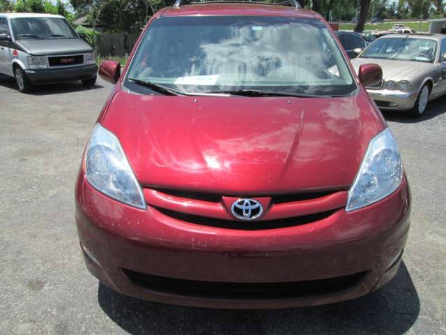 Toyota Sienna 2007 photo 3