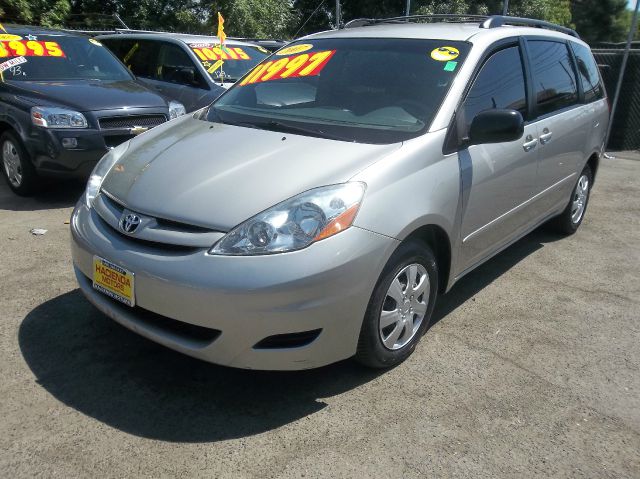 Toyota Sienna 2007 photo 10