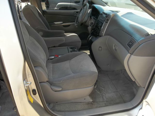 Toyota Sienna 2007 photo 4