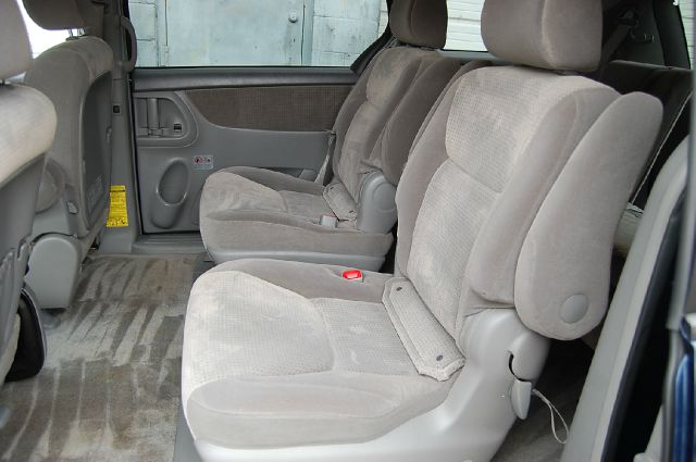 Toyota Sienna 2007 photo 4