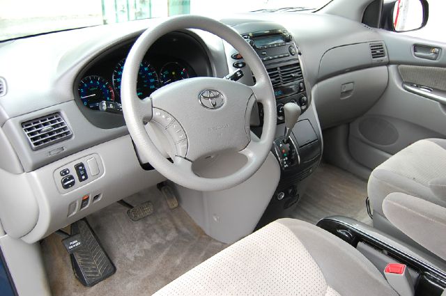 Toyota Sienna 2007 photo 7