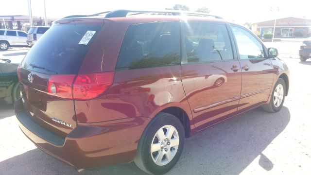 Toyota Sienna 2007 photo 9