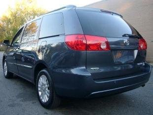 Toyota Sienna 2007 photo 4