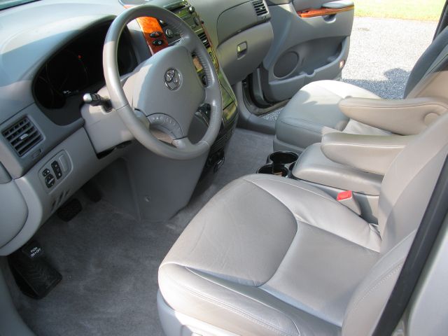 Toyota Sienna 2007 photo 11