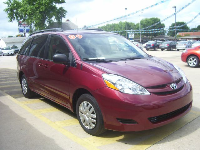 Toyota Sienna 2008 photo 3