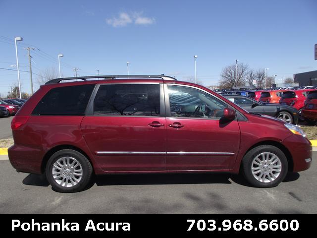 Toyota Sienna 2008 photo 2