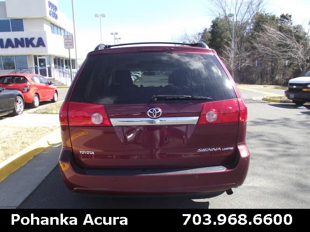 Toyota Sienna 2008 photo 5