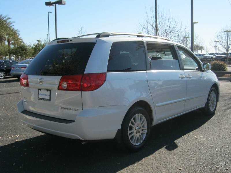 Toyota Sienna Eddie Bauer 4x4 Unspecified