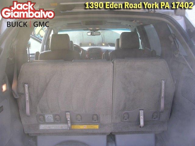 Toyota Sienna 2008 photo 1