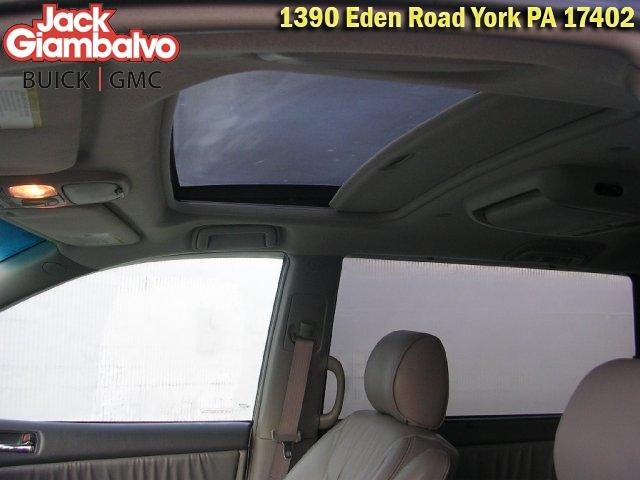 Toyota Sienna 2008 photo 3