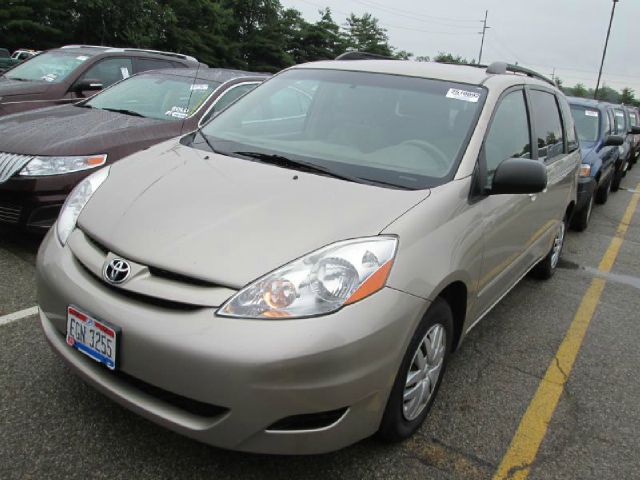 Toyota Sienna SR5 Sport Edition MiniVan