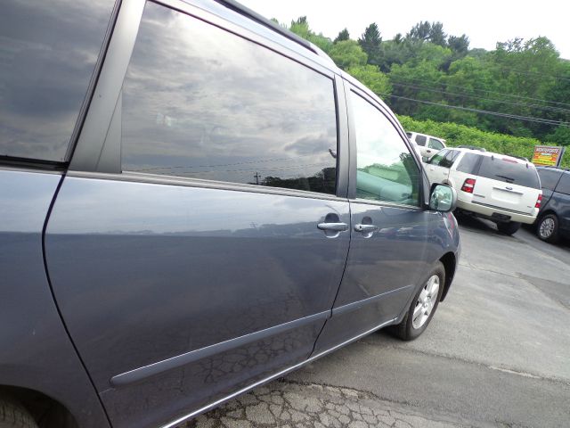 Toyota Sienna 2008 photo 14