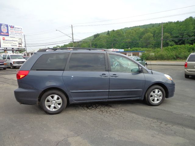 Toyota Sienna 2008 photo 15