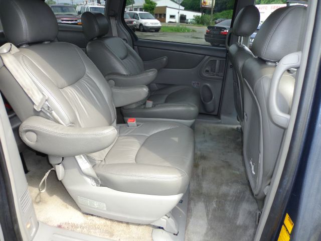 Toyota Sienna 2008 photo 20