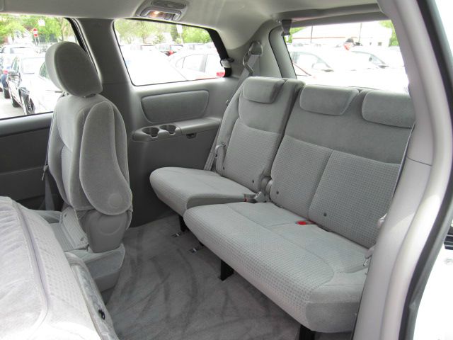 Toyota Sienna 2008 photo 12