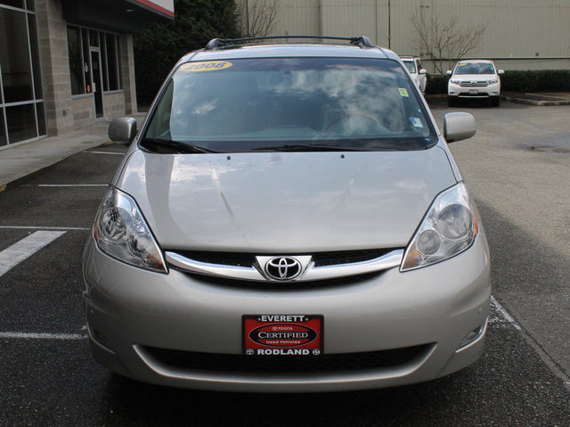 Toyota Sienna 2008 photo 3